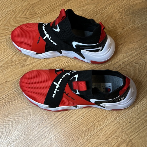 Champion size 10.5 Red/blk/white mesh breathable - Picture 2 of 5